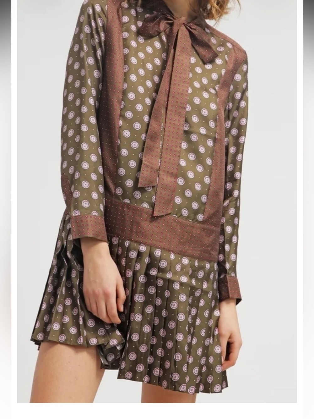 Banana Republic 💯 Silk Olive Green Long-Sleeve Bow-Tie Dress